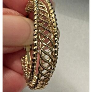 Gold Tone Textured Woven Hoop Earrings Classy Old Money Quiet Luxury Fancy